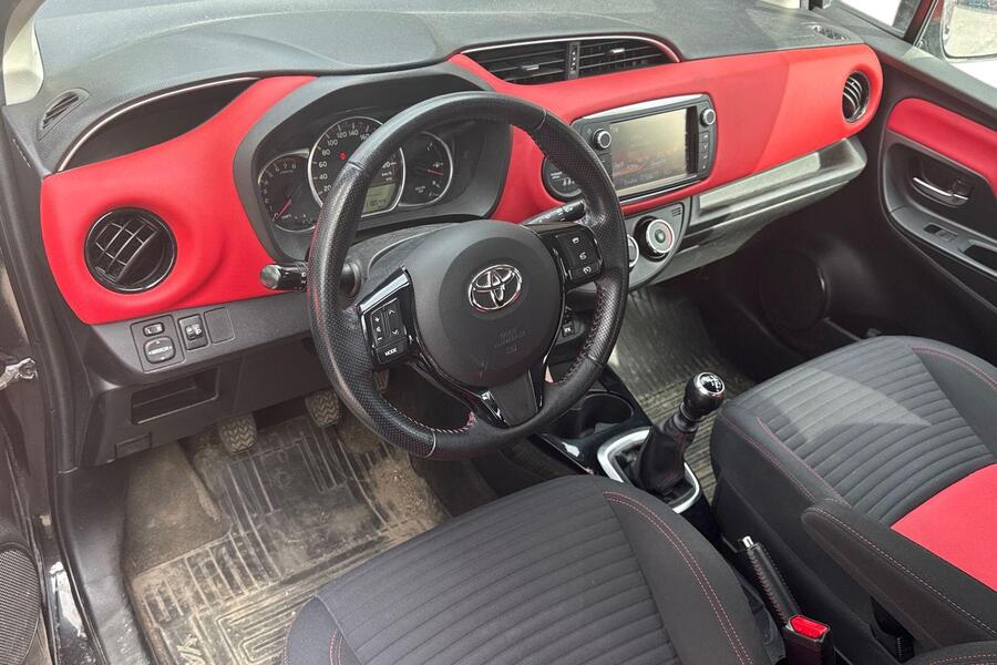 Toyota Yaris vaihtoauto