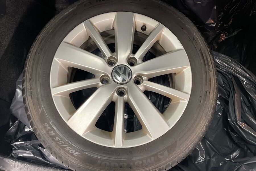 Volkswagen Golf vaihtoauto