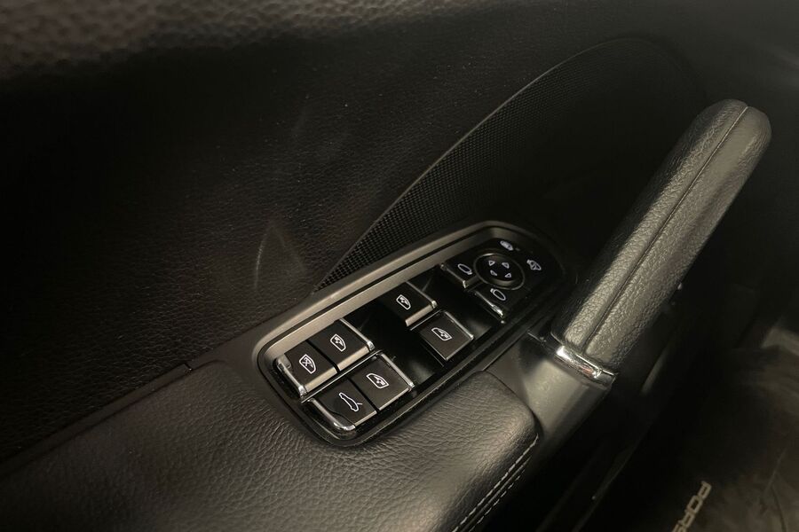 Porsche Cayenne vaihtoauto