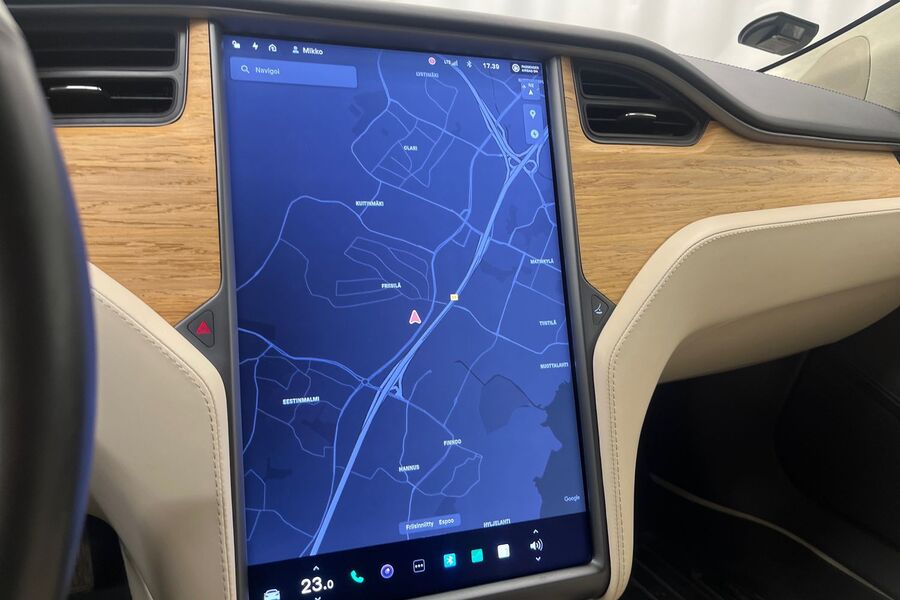 Tesla Model S vaihtoauto