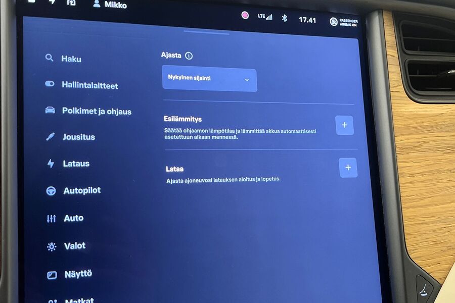 Tesla Model S vaihtoauto