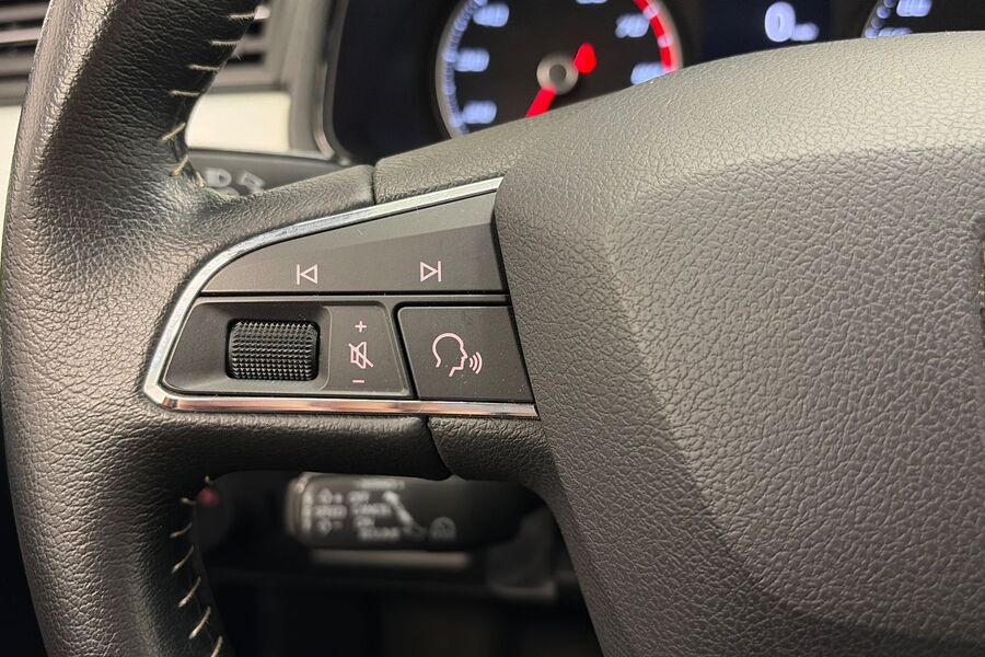 SEAT Arona vaihtoauto