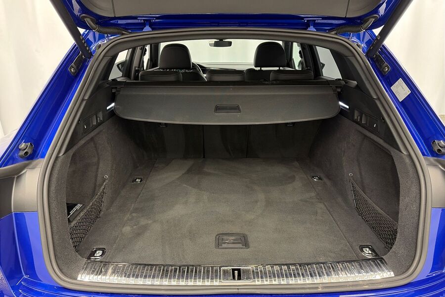 Audi Q8 e-tron vaihtoauto