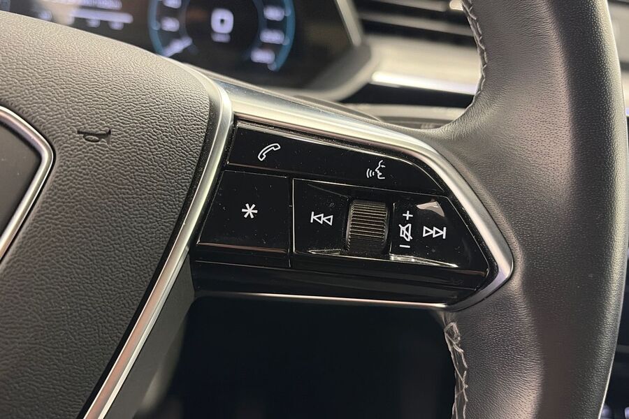 Audi Q8 e-tron vaihtoauto