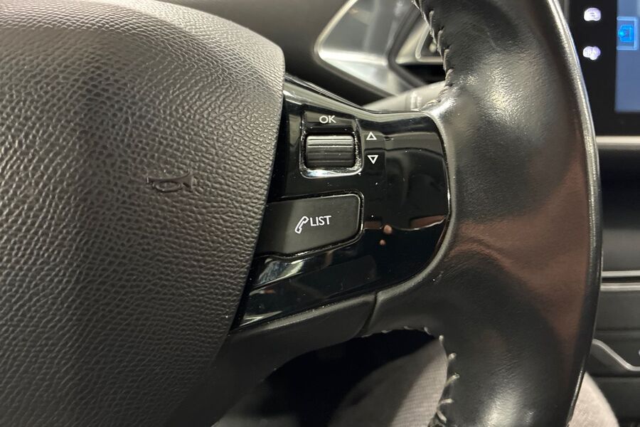 Peugeot 308 vaihtoauto