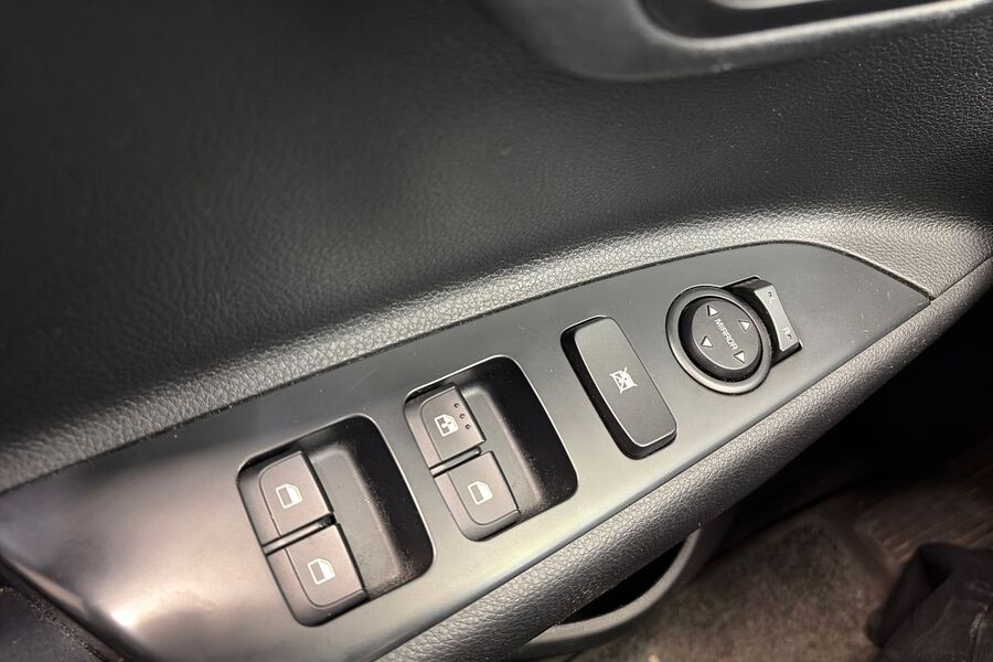 Kia Rio vaihtoauto