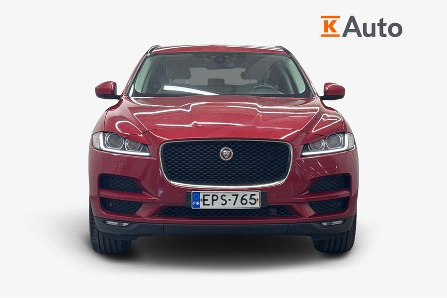 Jaguar F-PACE vaihtoauto