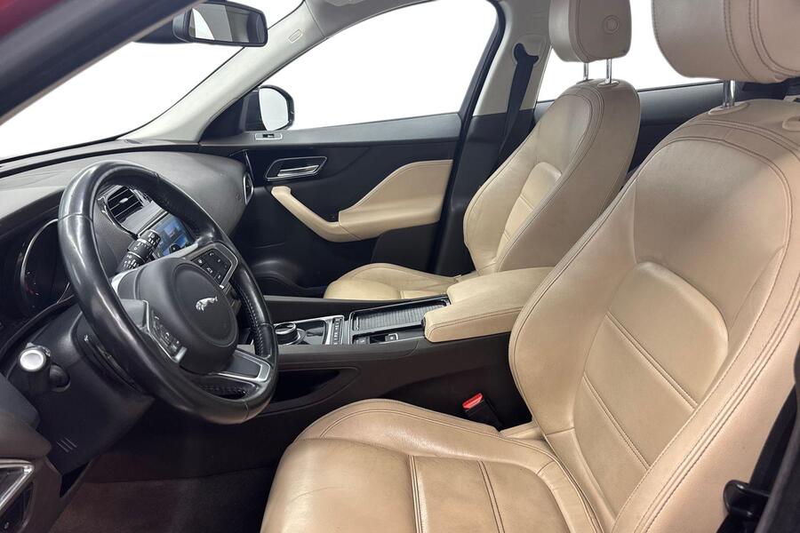 Jaguar F-PACE vaihtoauto