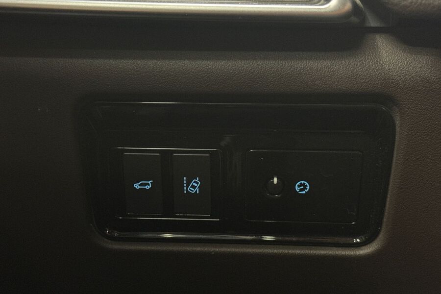 Jaguar F-PACE vaihtoauto