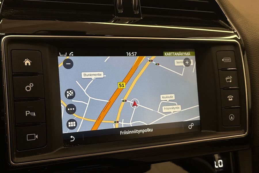 Jaguar F-PACE vaihtoauto