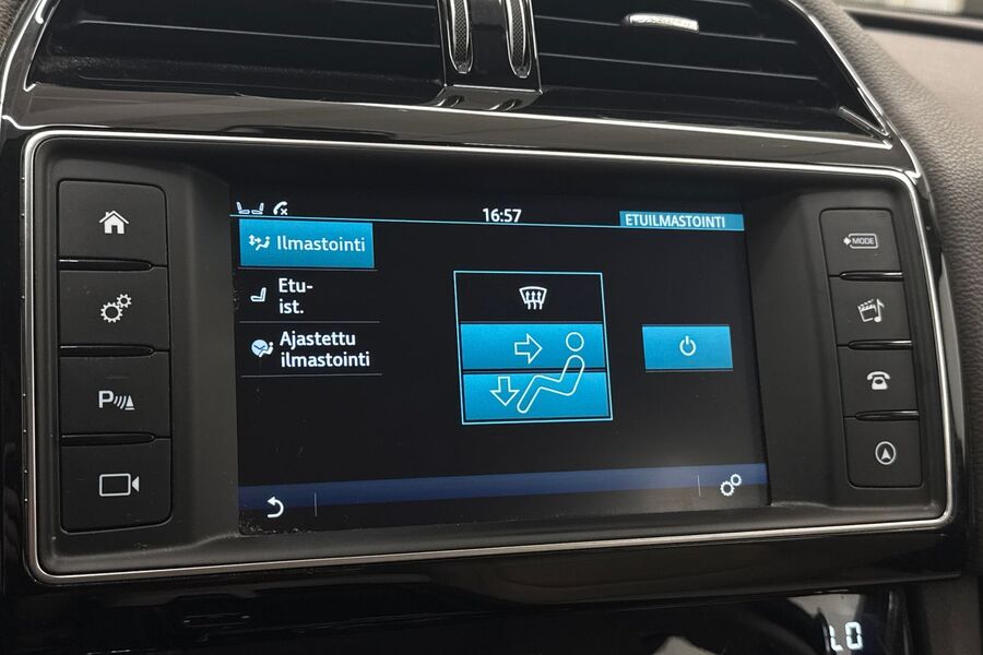 Jaguar F-PACE vaihtoauto