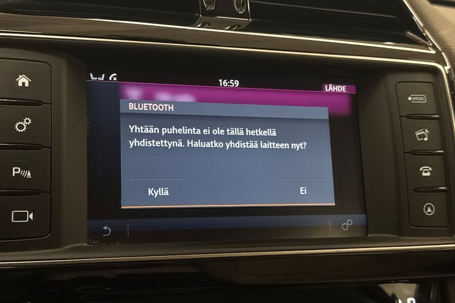 Jaguar F-PACE vaihtoauto