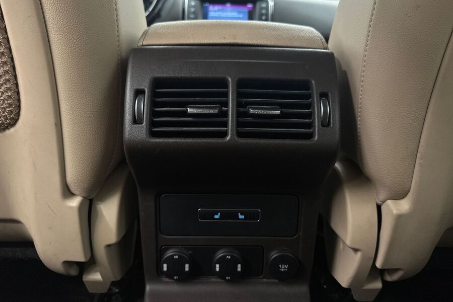 Jaguar F-PACE vaihtoauto