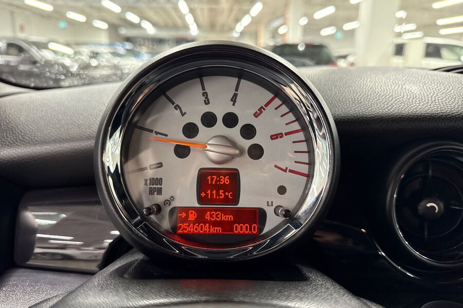 Mini Cooper vaihtoauto