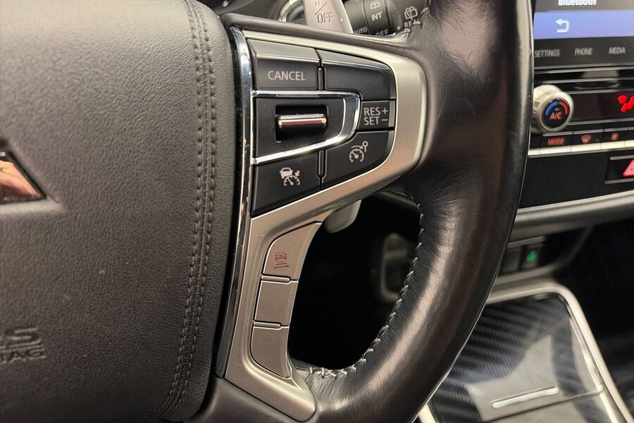 Mitsubishi Outlander vaihtoauto