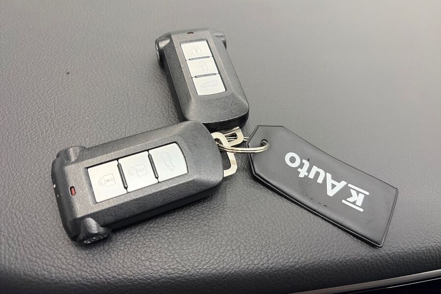 Mitsubishi Outlander vaihtoauto