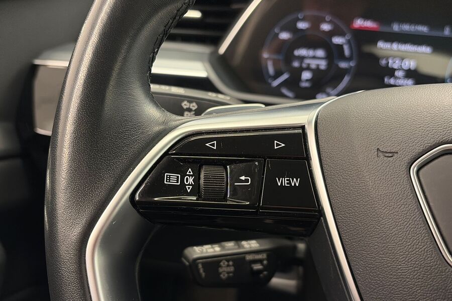 Audi Q8 e-tron vaihtoauto