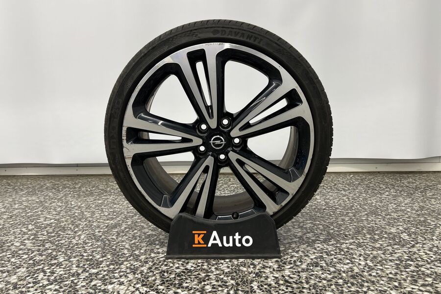 Opel Insignia vaihtoauto