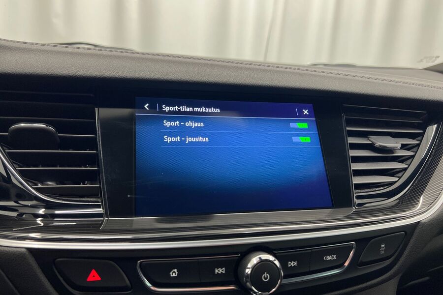 Opel Insignia vaihtoauto