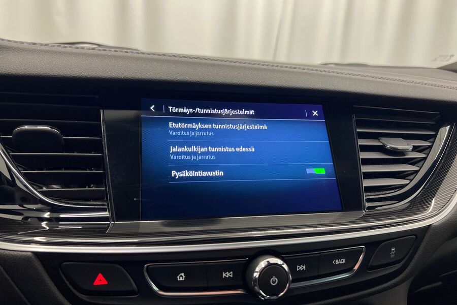 Opel Insignia vaihtoauto