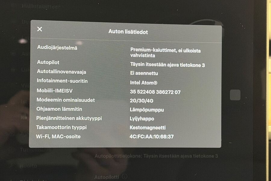 Tesla Model 3 vaihtoauto