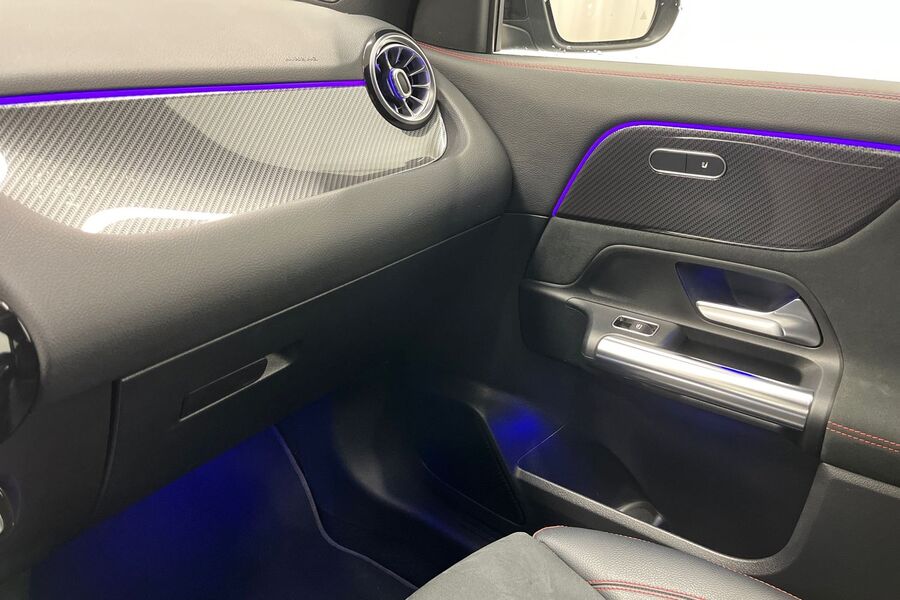 Mercedes-Benz GLA vaihtoauto