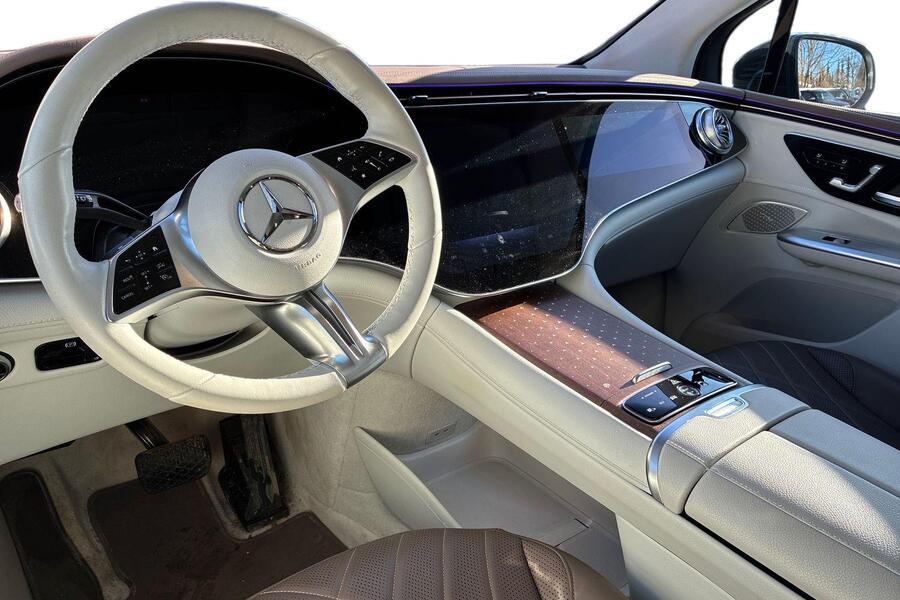 Mercedes-Benz EQE vaihtoauto