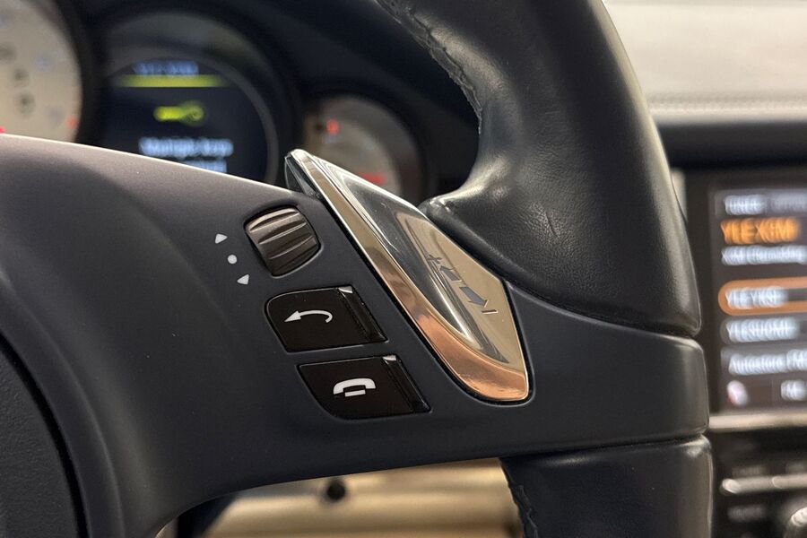 Porsche Panamera vaihtoauto