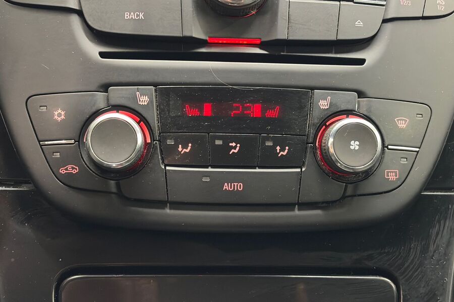 Opel Insignia vaihtoauto