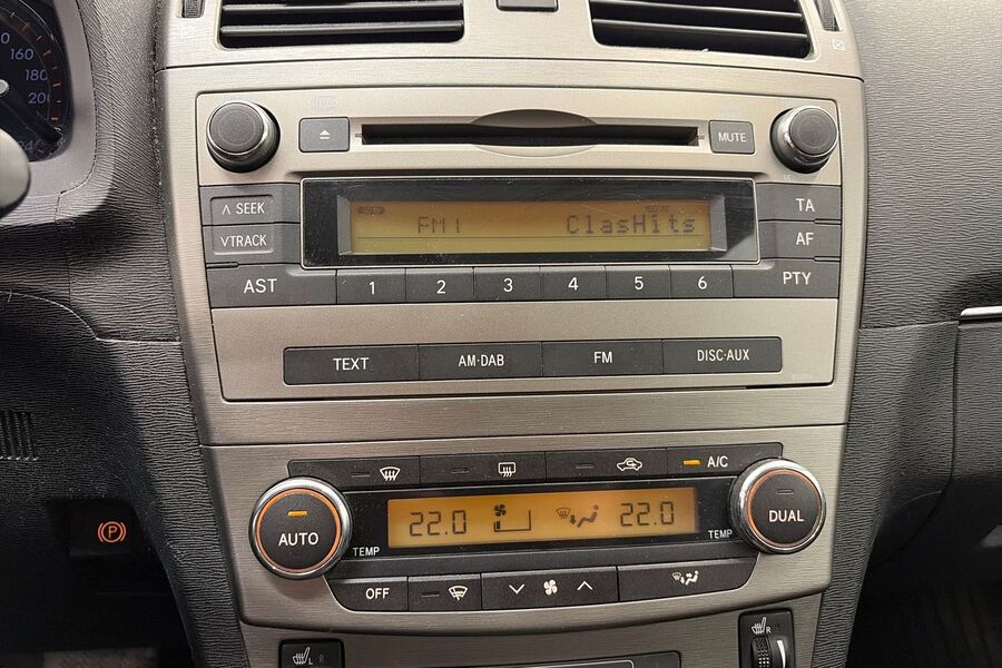 Toyota Avensis vaihtoauto