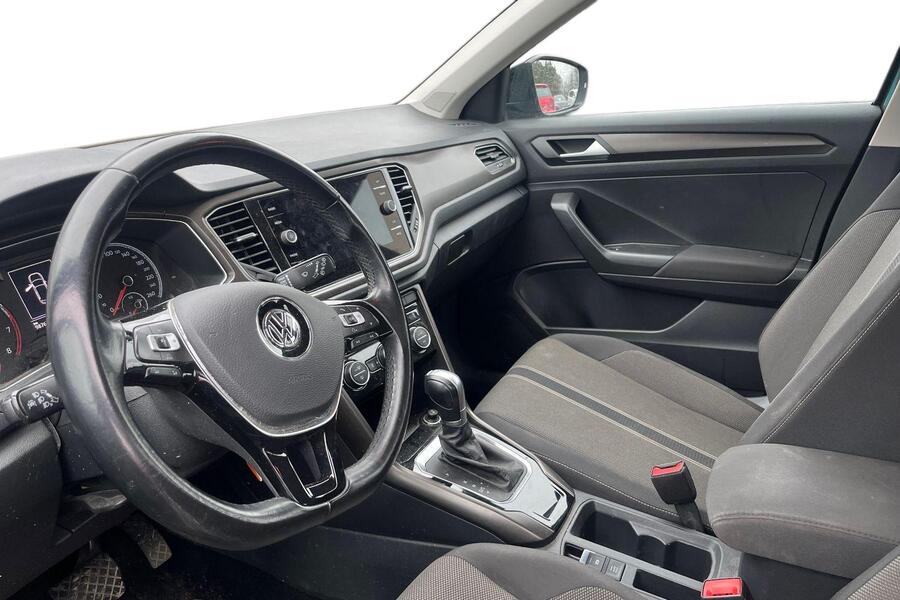 Volkswagen T-Roc vaihtoauto