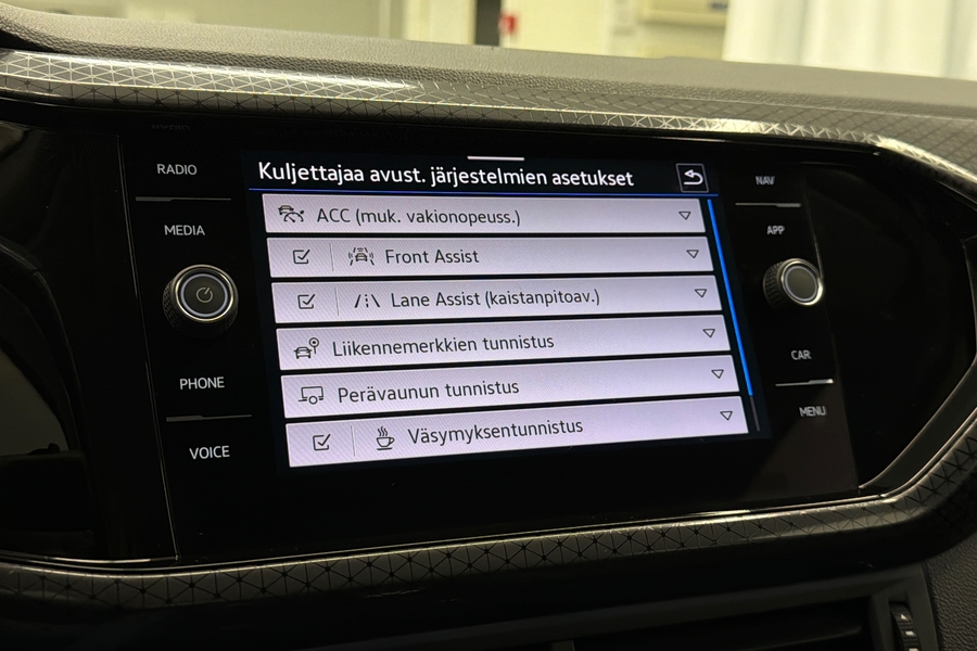 Volkswagen T-Cross vaihtoauto