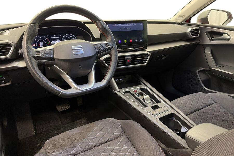 SEAT Leon Sportstourer vaihtoauto