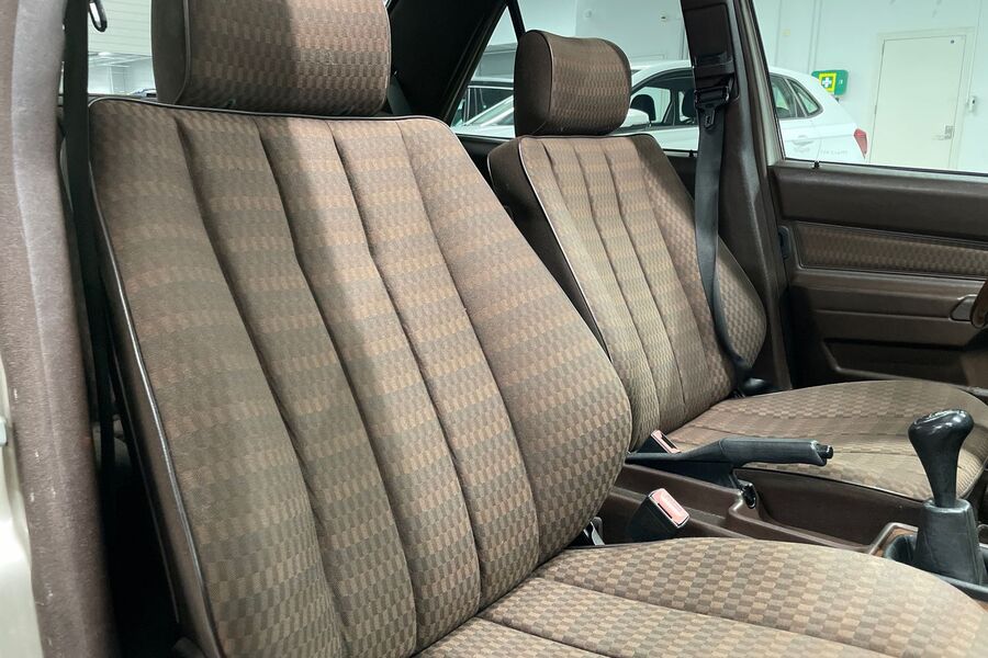 Mercedes-Benz 190 vaihtoauto