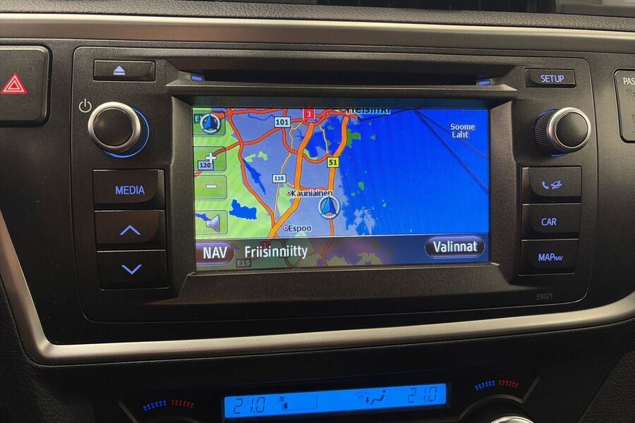 Toyota Auris vaihtoauto