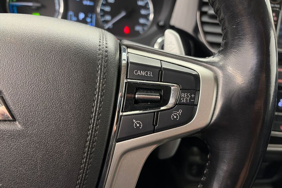 Mitsubishi Outlander PHEV vaihtoauto