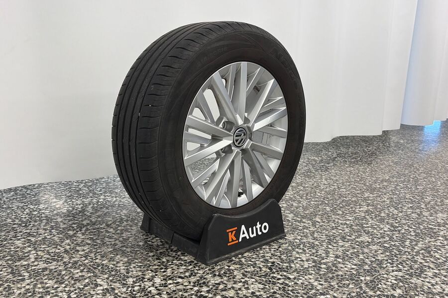 Volkswagen T-Roc vaihtoauto