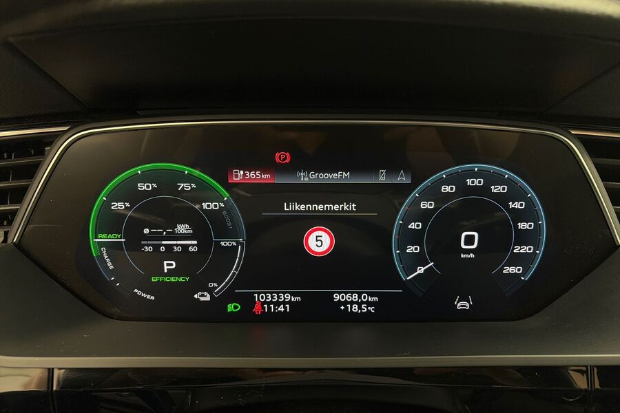 Audi e-tron vaihtoauto