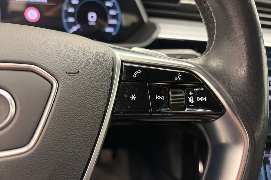 Audi e-tron vaihtoauto