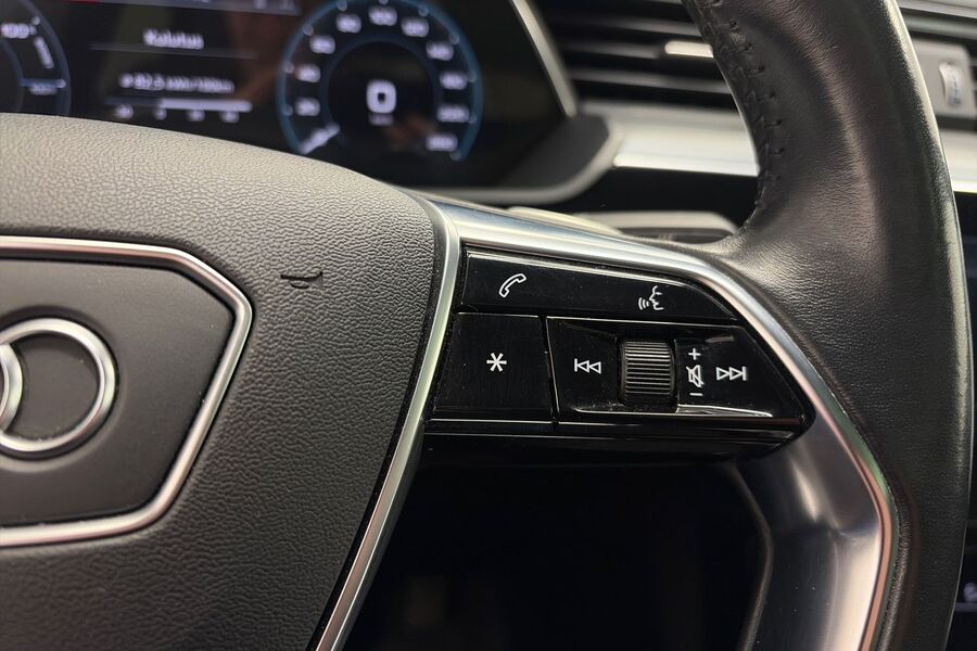 Audi e-tron vaihtoauto