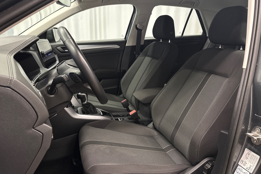 Volkswagen T-Roc vaihtoauto