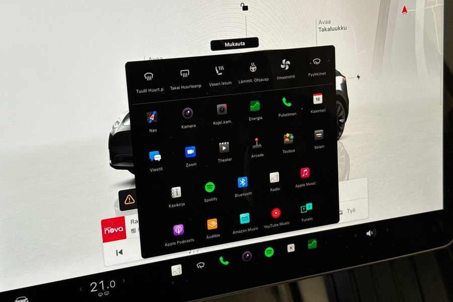 Tesla Model Y vaihtoauto