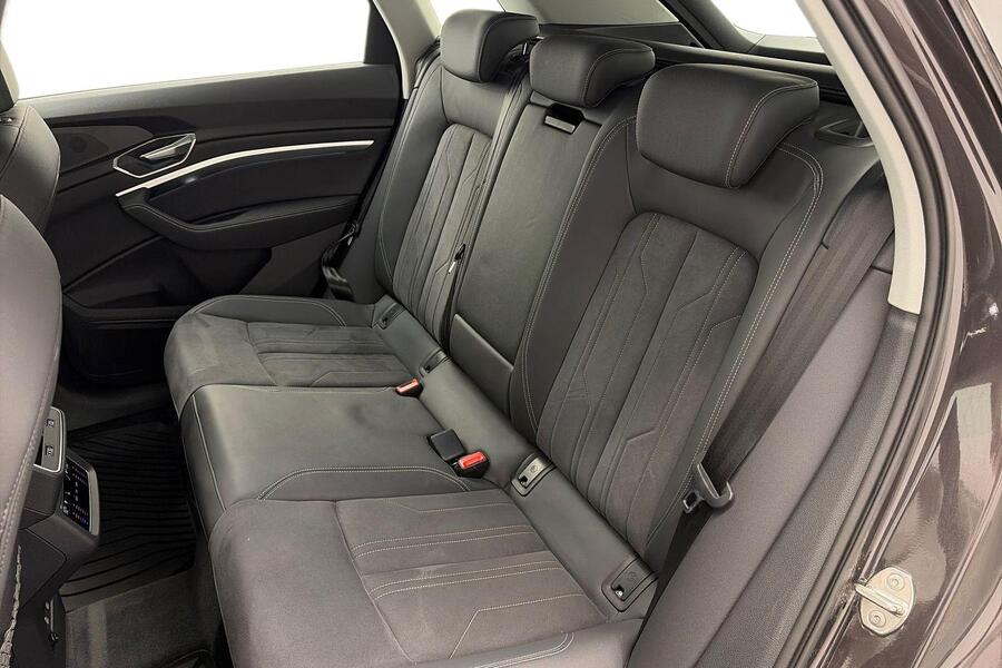 Audi Q8 e-tron vaihtoauto