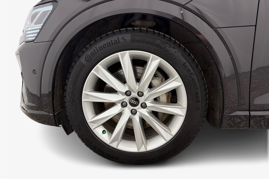 Audi Q8 e-tron vaihtoauto