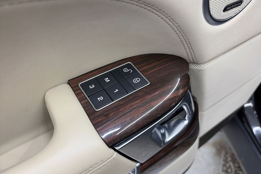 Land Rover Range Rover vaihtoauto