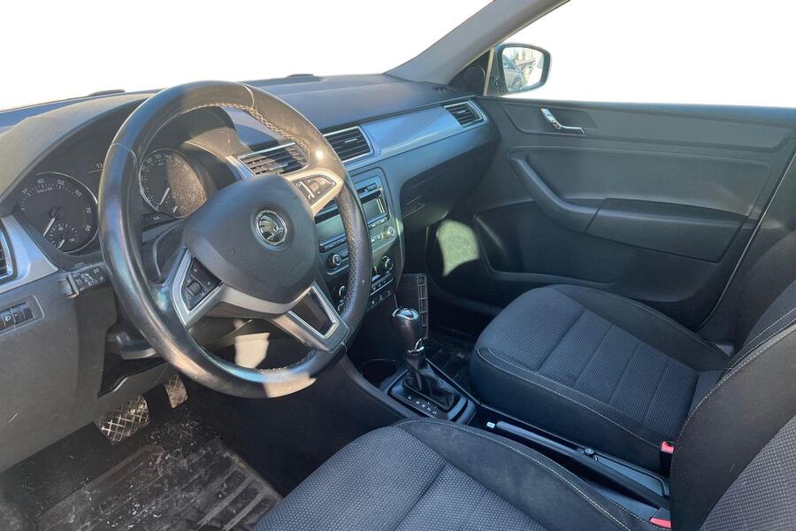 Skoda Rapid vaihtoauto