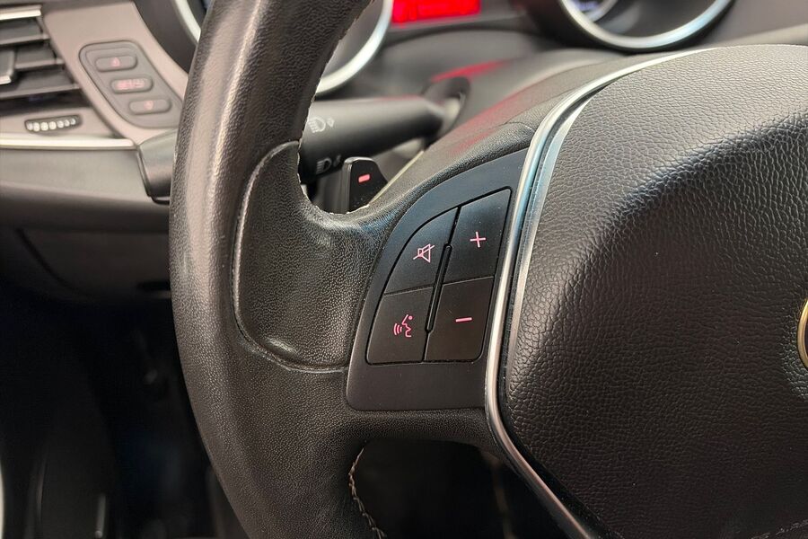 Alfa Romeo Giulietta vaihtoauto