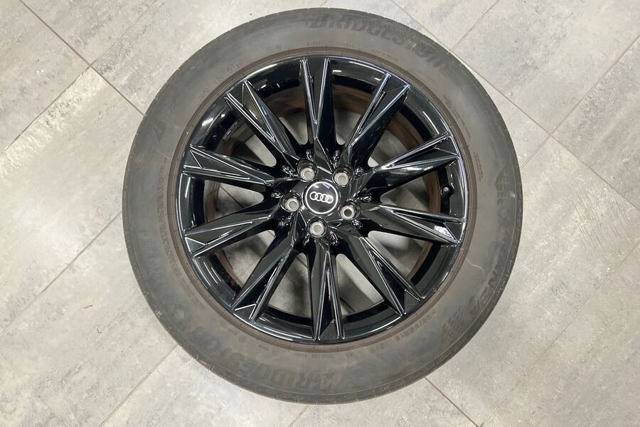 Audi Q4 e-tron vaihtoauto