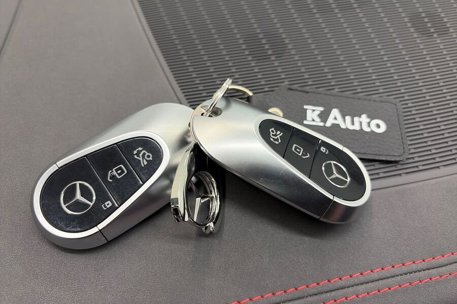 Mercedes-Benz EQS vaihtoauto