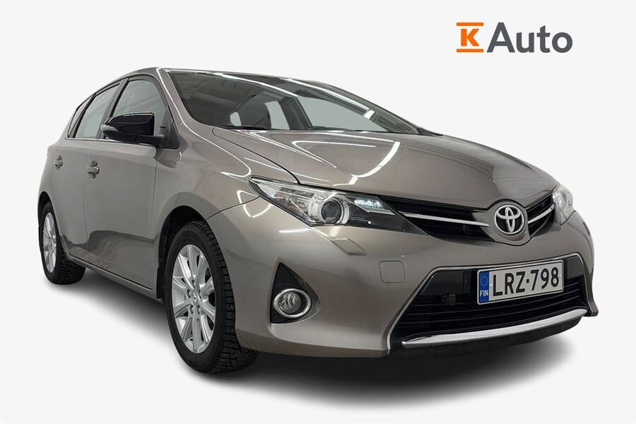 Toyota Auris vaihtoauto